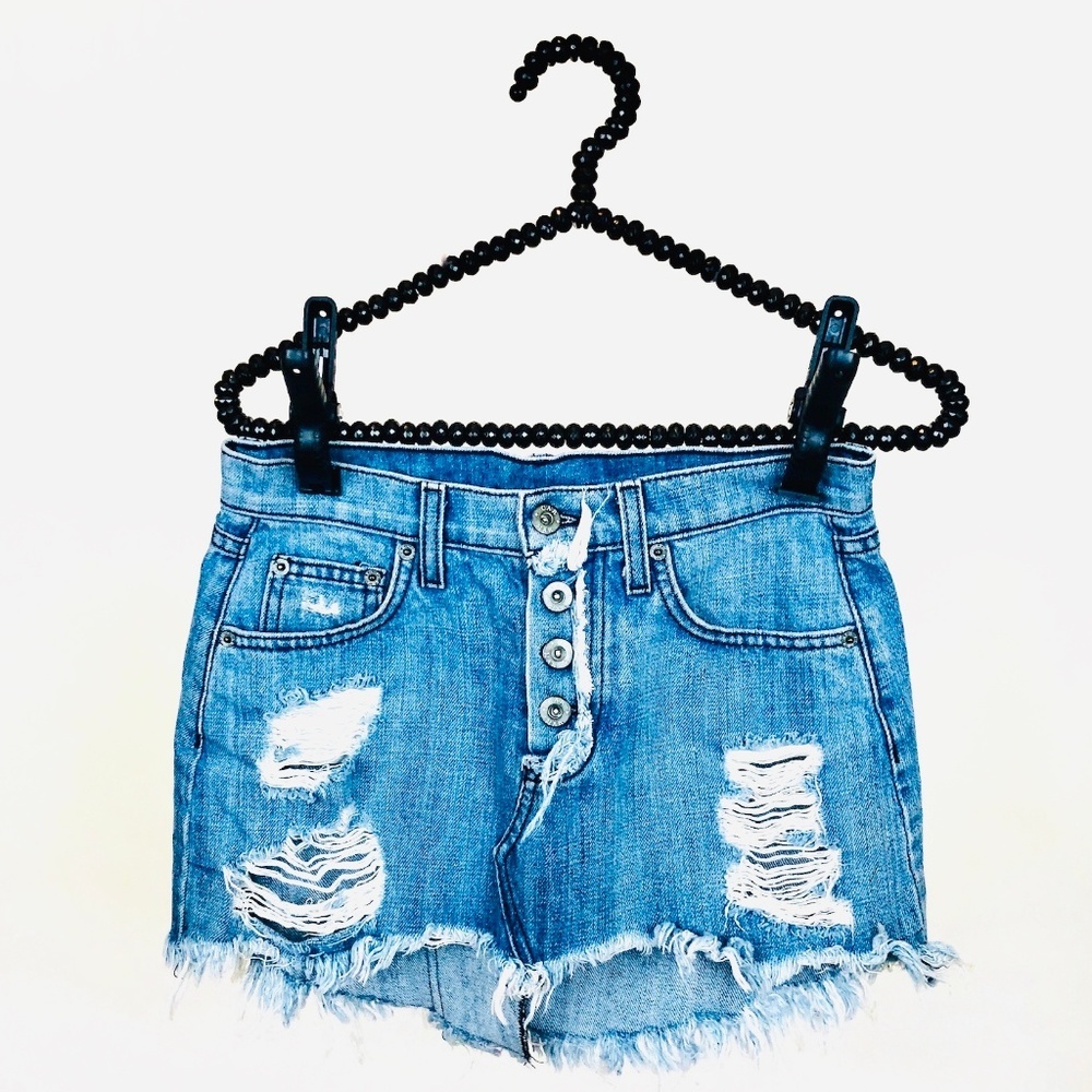 LF CarMar jean skirt distressed size 23